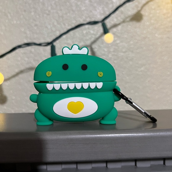 Other - Air pod pro case - ‘ Dinosaur ‘ 🦖